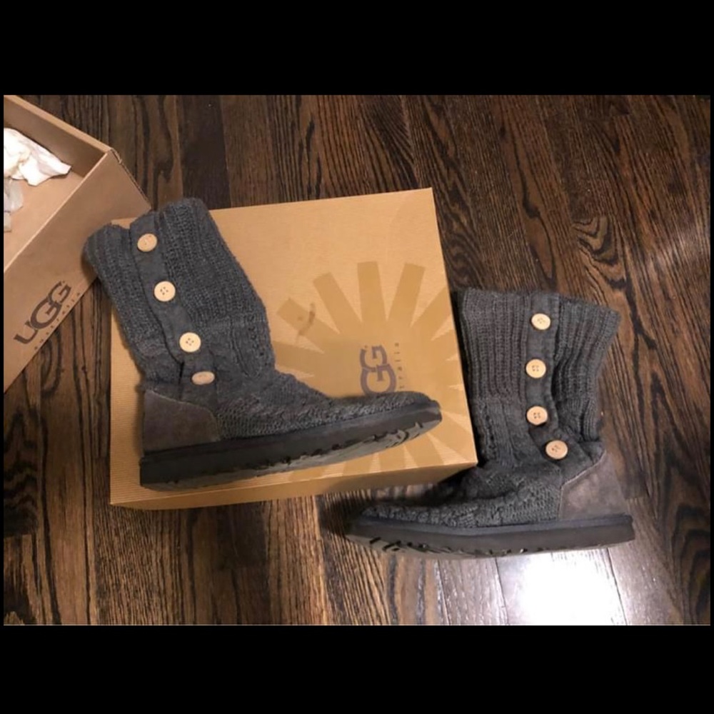 Gray crochet Ugg’s